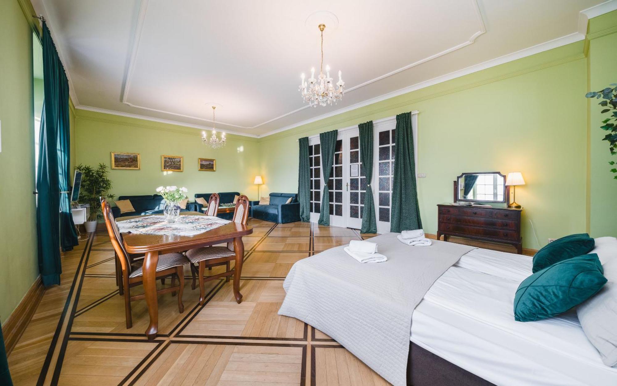 Apartamenty W Palacu Pod Baranami Cracóvia Exterior foto